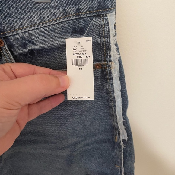 ✨NWT Old Navy Shorts Size 12 - Picture 4 of 7